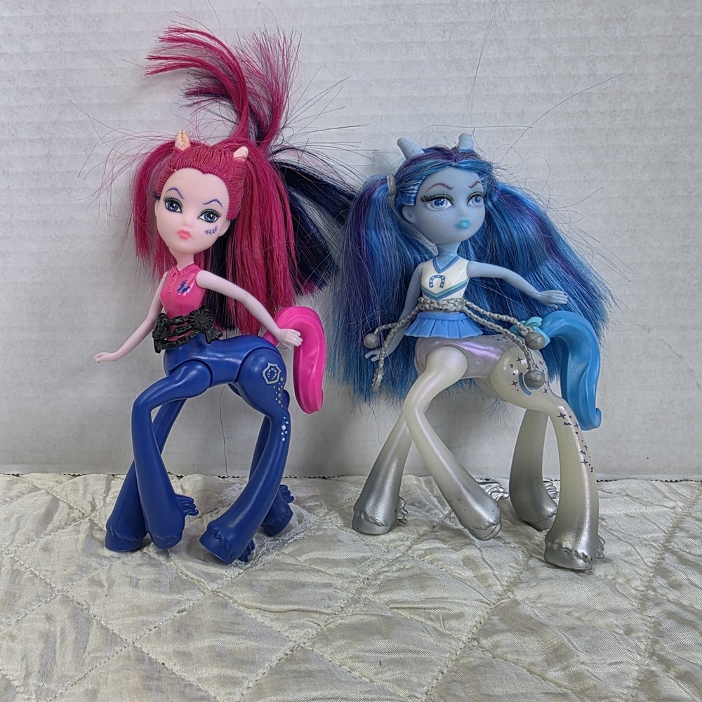 Lot Of 2‎ Monster High Fright Mares Skyra Bouncegait 6" & Pyxis Prepstockings
